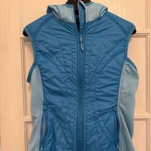 Katmandu Vest with Hood - NZ size 10 / USA ~6 Small + 2x Tees Free